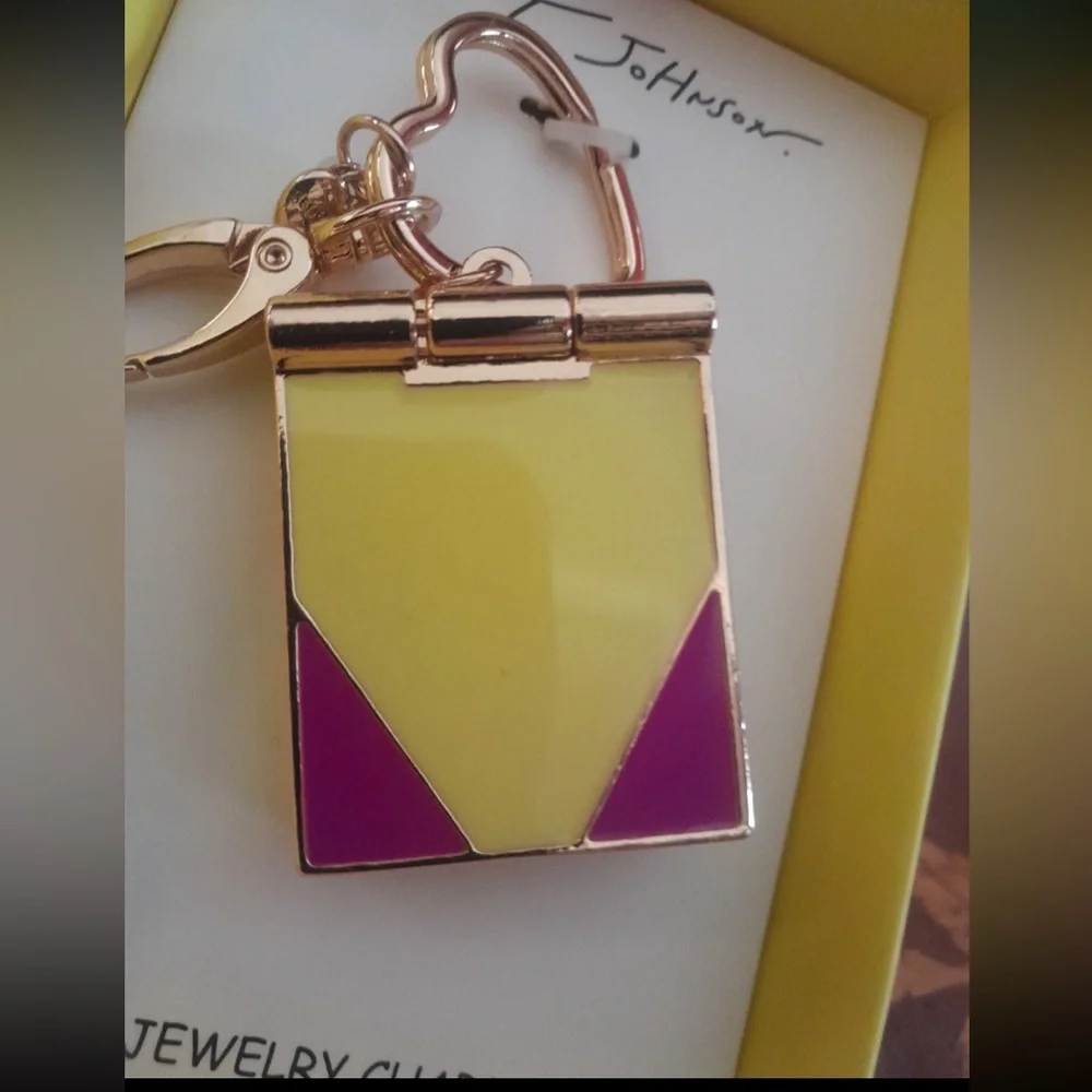 BETSEY JOHNSON Opening Metal Crayon Colors Box Bag/Purse Charm Keychain NEW NWT